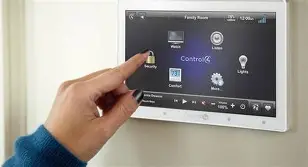 家庭安全的智能监控系统